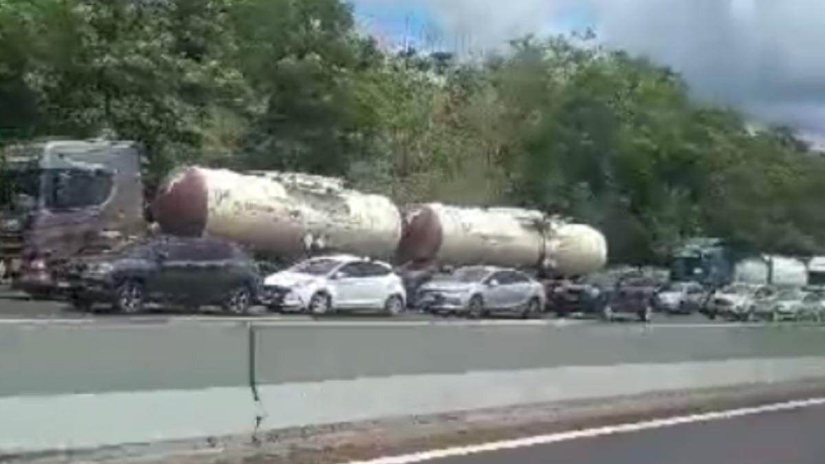 Obras na rodovia Anhanguera causam congestionamento entre Ribeirão e