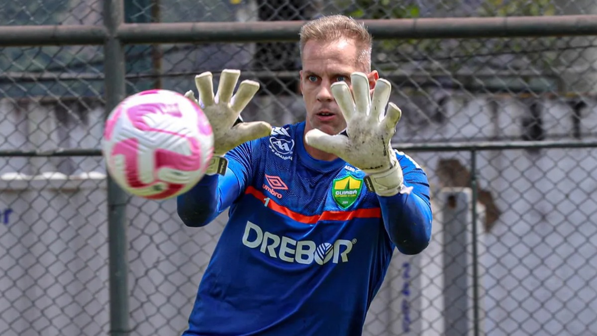 João Carlos goleiro do Cuiabá entra na mira do Botafogo SP para 2024