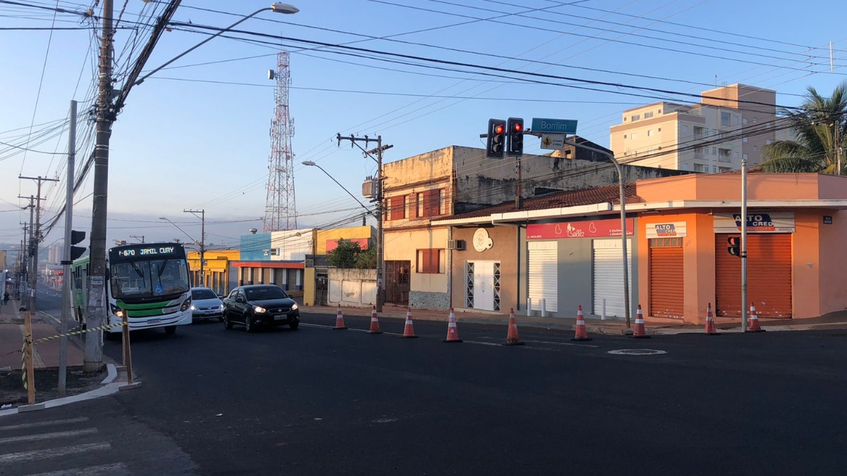 Trecho da Avenida Dom Pedro sentido bairro centro é interditado para