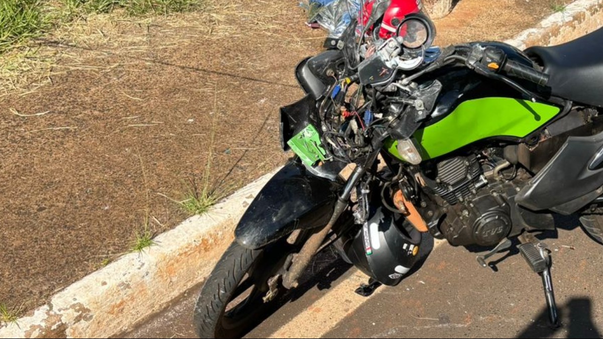 Motociclista morre após perder o controle e bater em poste na avenida Maurilio Biagi em Ribeirão