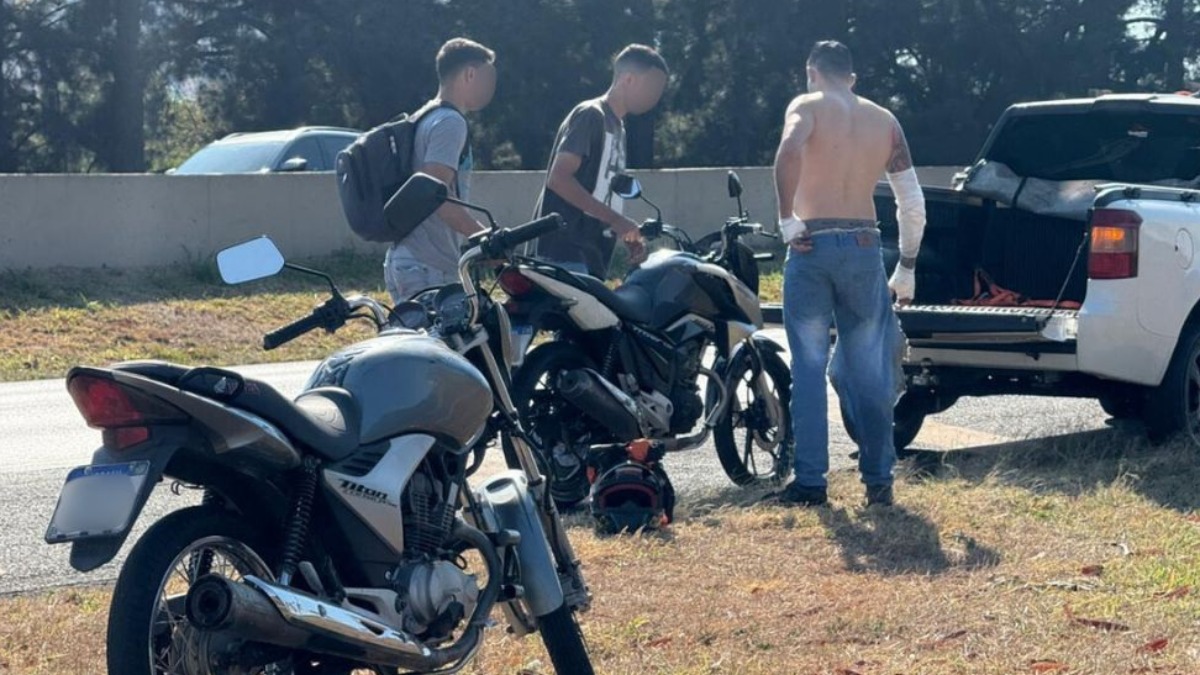 Acidente entre motos no Anel Viário Sul deixa ao menos uma pessoa ferida