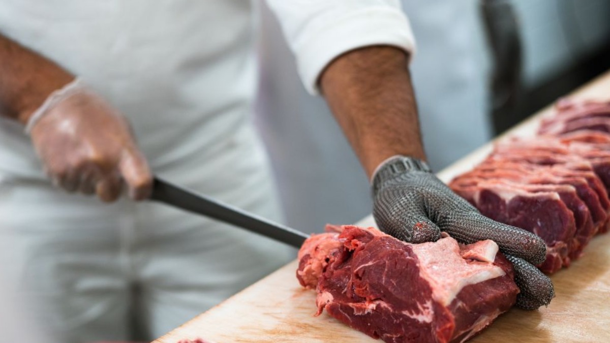 Está pensando em preparar uma carne vermelha para a ceia de Natal? Prepare o bolso!