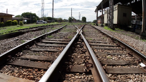 Ferrovias: transporte por trens é uma das características em comum das cidades da região
