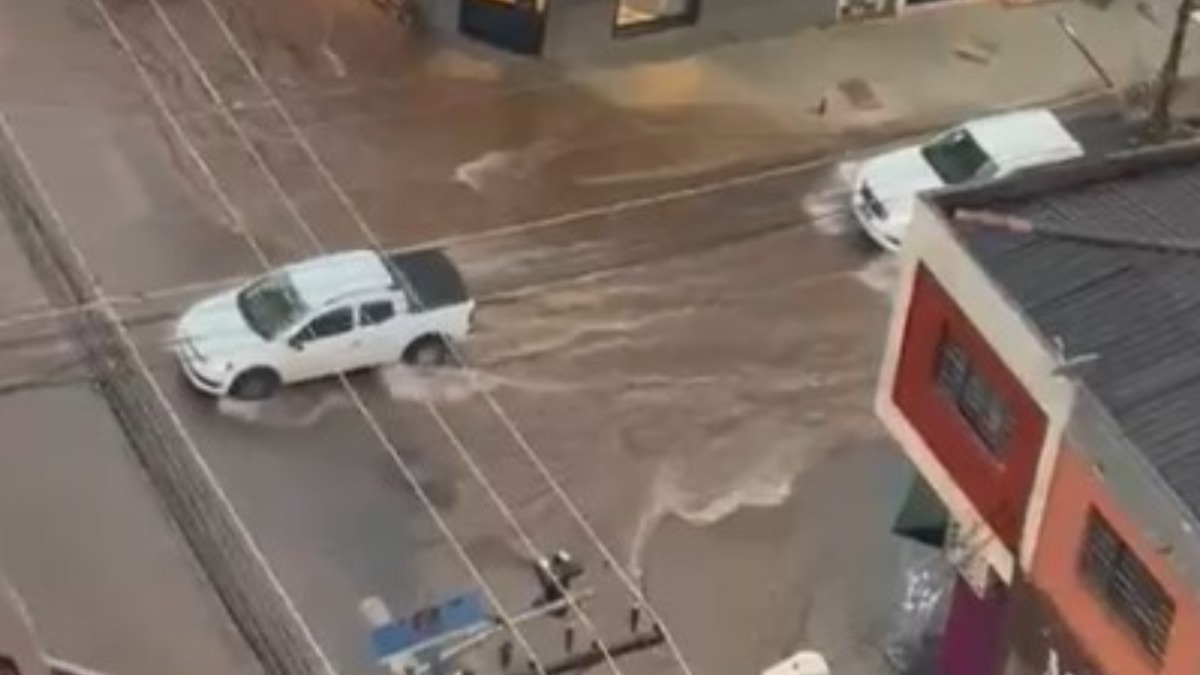 Lixo e buracos voltam a preocupar com as primeiras chuvas em Ribeirão Preto