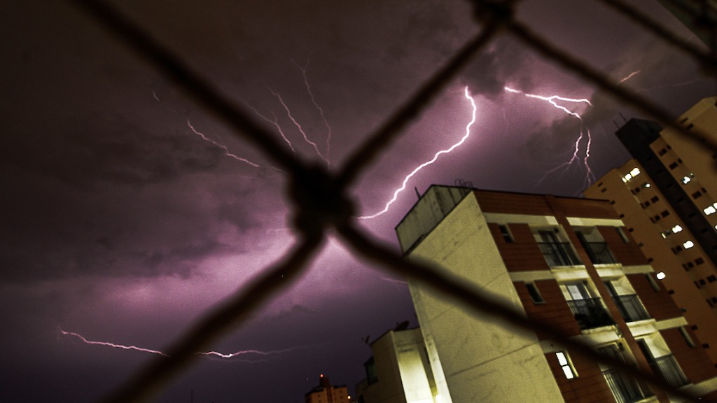 Região de Ribeirão Preto segue em alerta para ventos de até 100 km/h e risco de tempestades Região de Ribeirão Preto segue em alerta para ventos de até 100 km/h e risco de tempestades