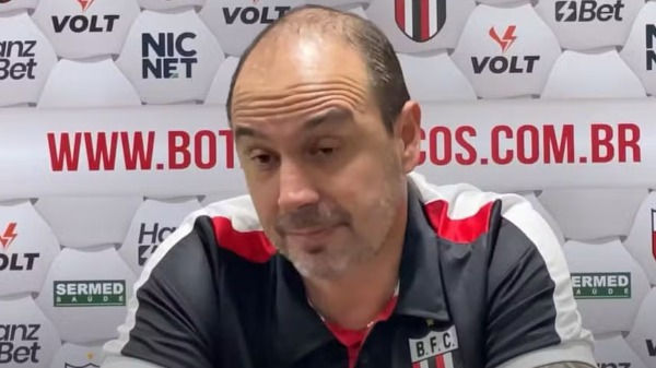Sob o comando de Allan Aal, Botafogo-SP tem primeiro tropeço e perde do Paysandu por 1 a 0