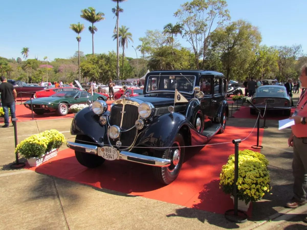 Horch Limousine 951A-1939