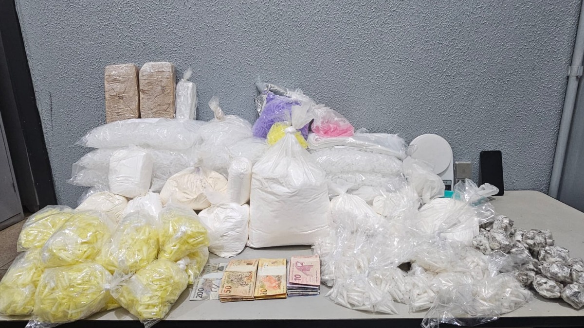 Homem é preso com quilos de diferentes drogas no bairro Valentina Figueiredo, em Ribeirão Preto