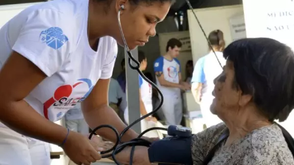 Exames médicos são oferecidos de graça no Centro de Araraquara
