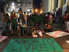 O que sabemos sobre a legalização do aborto?