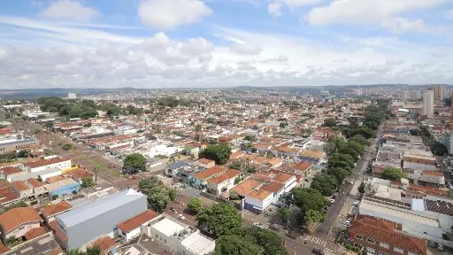 Obras de mobilidade interditam trechos da Avenida Independência