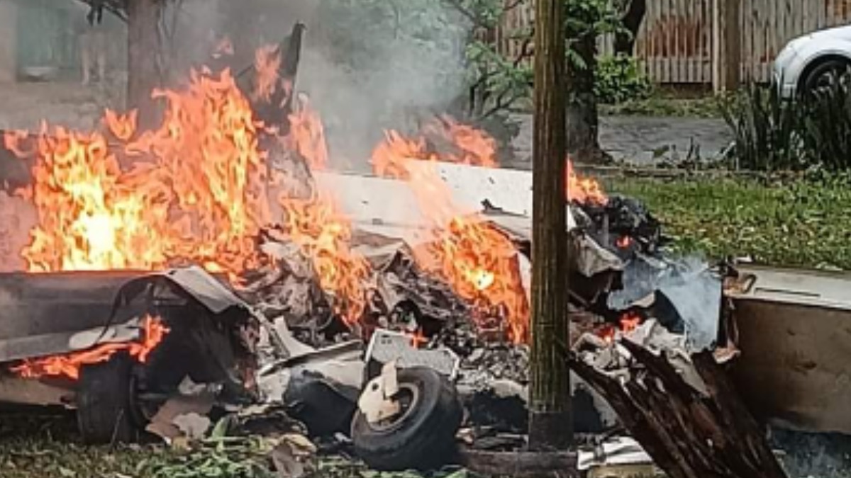 Queda de avião em praça de Jaboticabal completa um ano