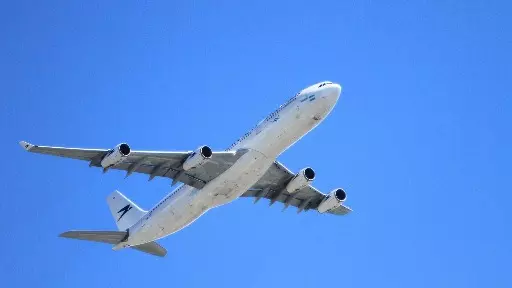 Covid: França suspende todos os voos ao Brasil