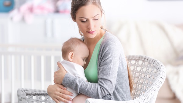 A importância dos cuidados pós-parto da mãe