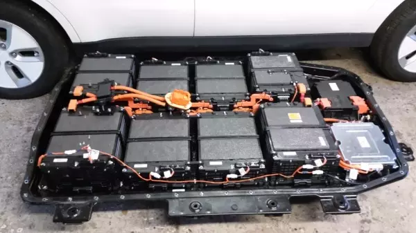 Empresas se unem para reciclar baterias de carros elétricos