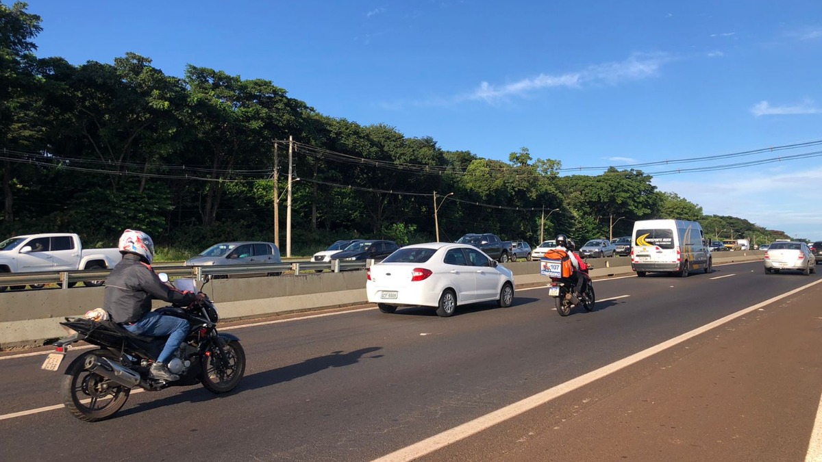 Anel Viário Sul registra acidentes e trânsito lento na manhã desta quarta (27)