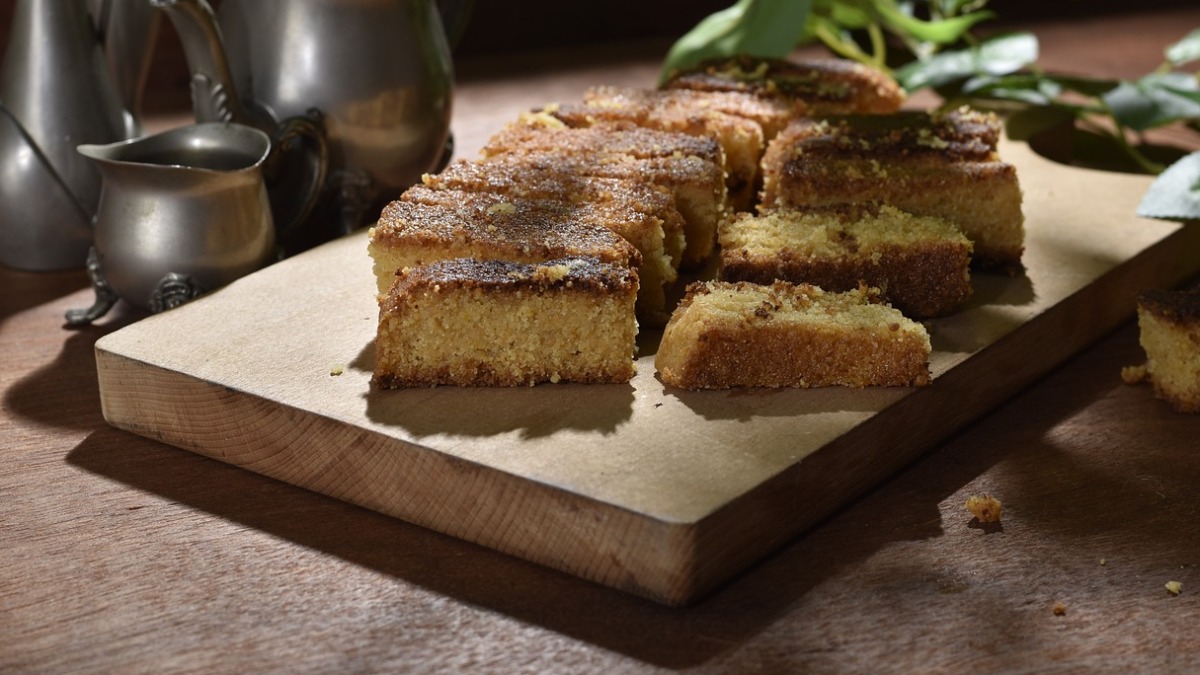 Bolo de banana sem farinha de trigo e leite: saiba como fazer - tudoep