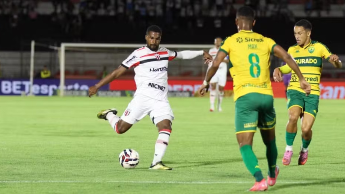 Ivan Izzo valoriza ponto contra Cuiabá e reação do Botafogo-SP em reta final na Série B
