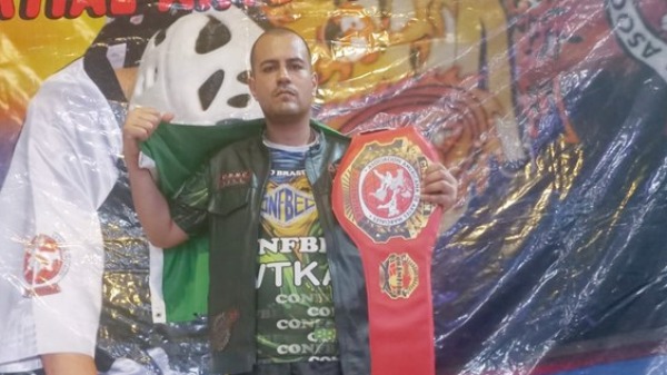 Boxeador de Araraquara é premiado no evento 