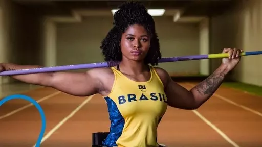 Raissa Rocha Machado conquista a prata no arremesso de dardo