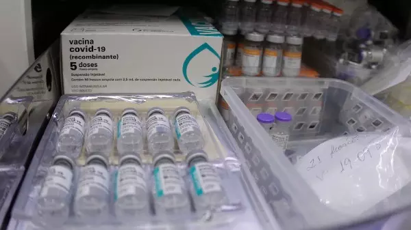 Covid: Ministério da Saúde amplia quarta dose para pessoas +40