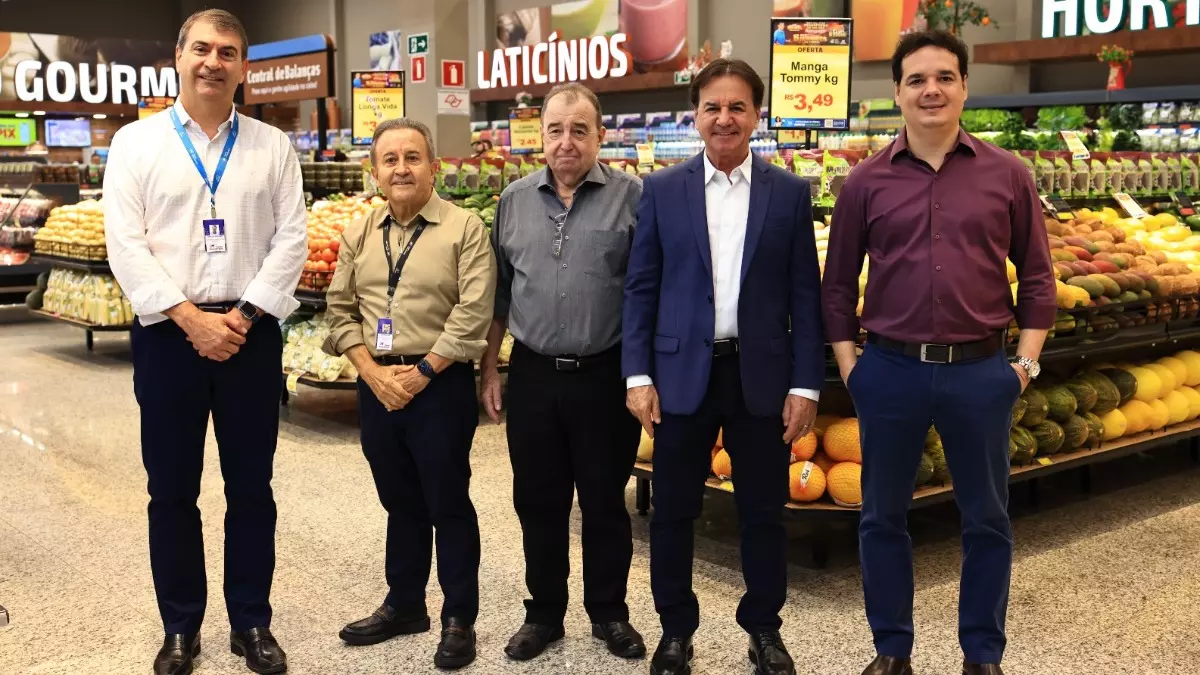 Carlos Alberto Trovão, José Sarrassini, Toninho Savegnago,  Chalim Savegnago, presidente-executivo e Rodolfo Savegnago - Crédito: Divulgação