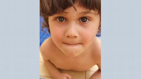 Brenno Fernandes Girdziauckas, de 4 anos, caiu do 10º do prédio que mora com a família no Centro de Ribeirão Preto - Foto: Arquivo pessoal