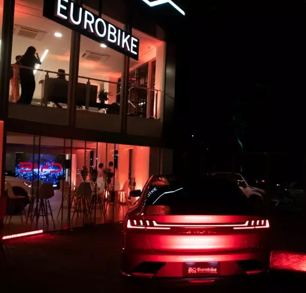 Eurobike abre primeira concessionária da BYD no Brasil