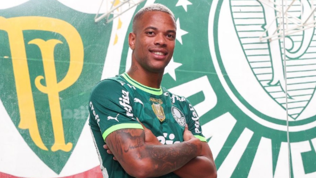 Caio Paulista com a camisa do Palmeiras. (Foto: Reprodução/Instagram palmeiras)
