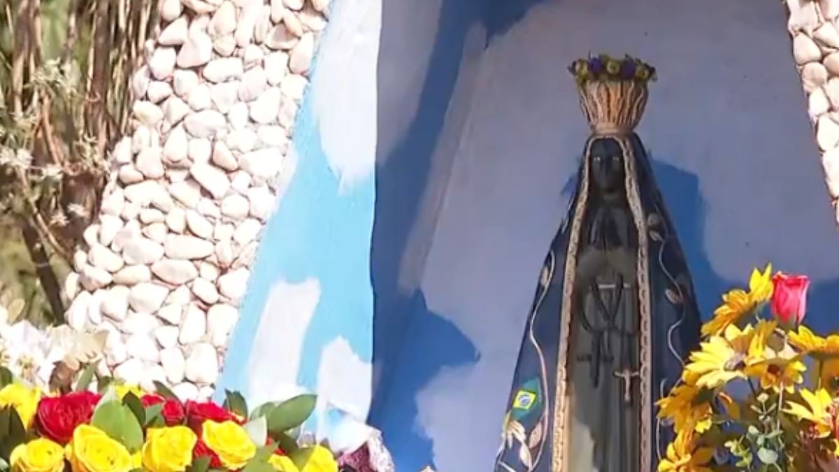 Caminho da Fé em Cravinhos ganha nova imagem após capelinha ser vandalizada