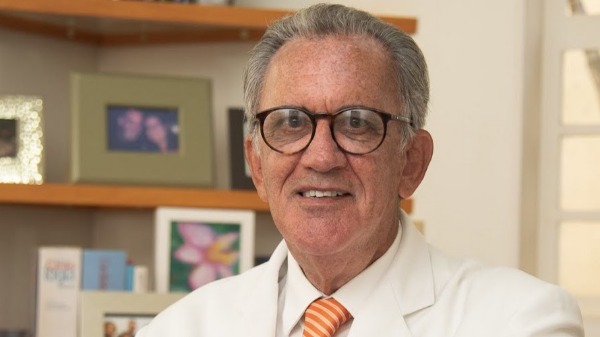 Cardiologista Fernando Nobre agradece aos ouvintes e se despede de 2021