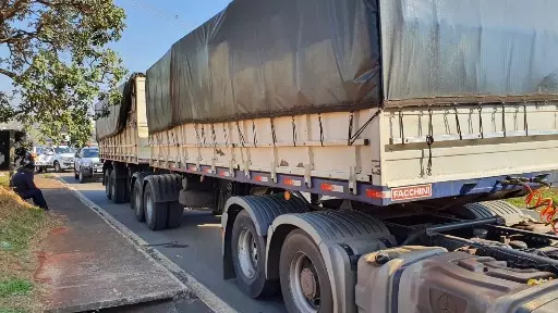 Receita Federal apreende 1,2 milhão de maços de cigarro ilegais