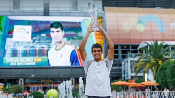 Surge uma estrela? Aos 18 anos Carlos Alcaraz bate recorde em Miami e se coloca no topo da modalidade