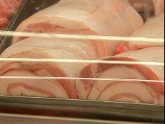 Preço da carne suína sobe e açougues encontram dificuldades para repor alimento