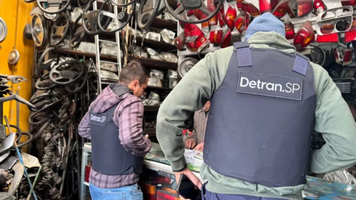 Detran e Cetesb lançam guia sobre o desmonte consciente de autopeças