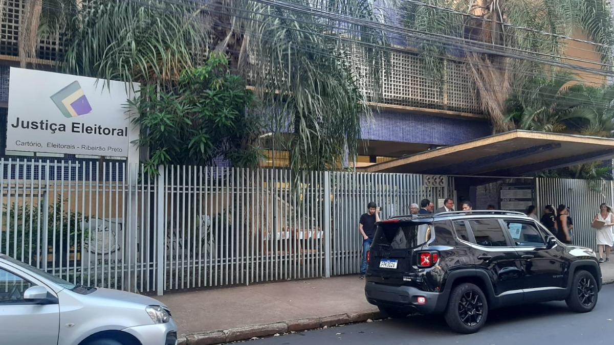 Cartórios eleitorais de São Paulo vão funcionar no feriado de 1º de maio