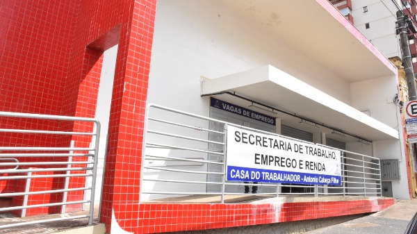 São Carlos tem mais de 160 novas vagas de emprego