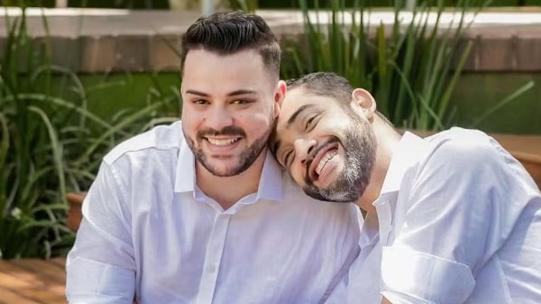 Casal denuncia empresa de convites de casamento por homofobia após ter pedido negado - Foto: Reprodução/LssFotografia