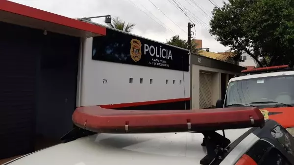 Homem é roubado a caminho do ponto de ônibus em Araraquara
