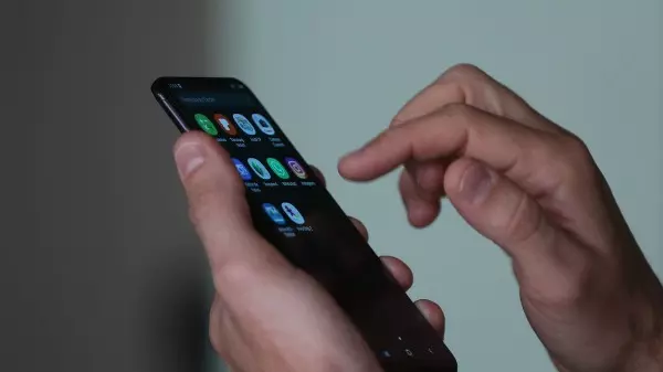 Guarda de folga detém suspeito de furto a celular em loja do Centro