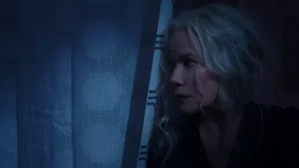 Atriz Barbara Hershey enfrenta o sobrenatural em "A Mansão"