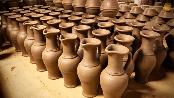 Terra da cerâmica e a predominância de chaminés: conheça Tambaú