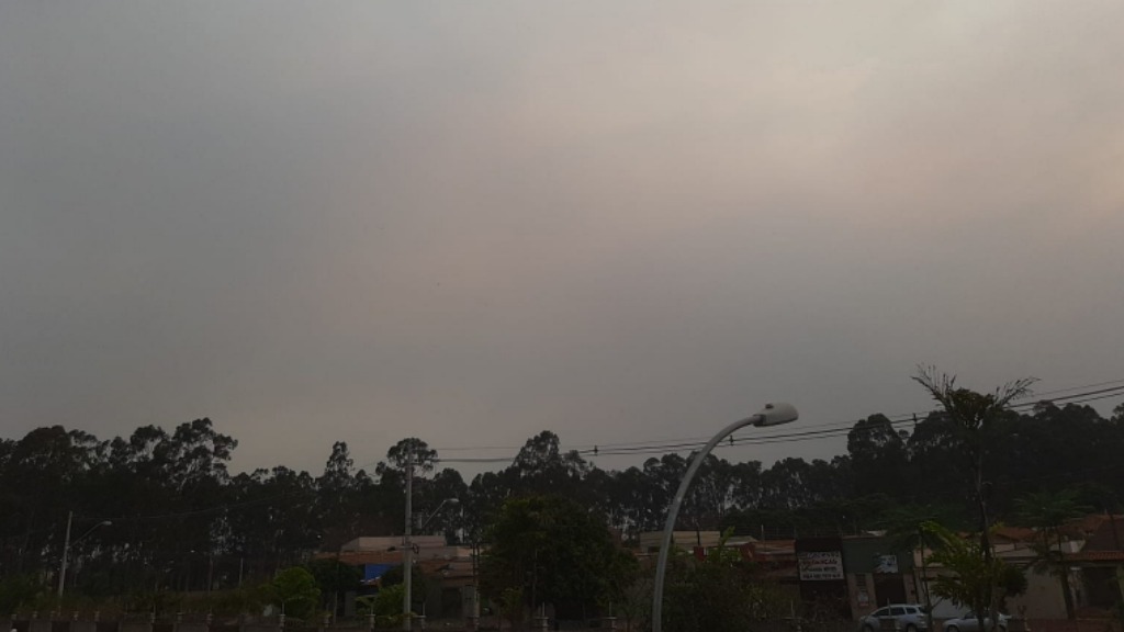 Baixa qualidade do ar e incêndios contribuem para micropartículas prejudicais no ambiente