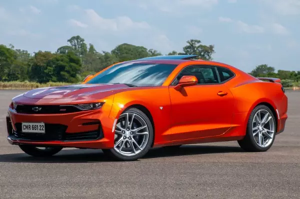 Chevrolet Camaro ganha pacote Super Premium de conectividade