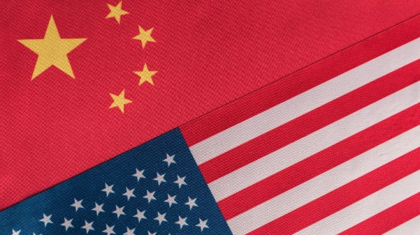 China responde a elevação da taxa sobre exportação imposta pelos EUA e aumenta apreensão mundial