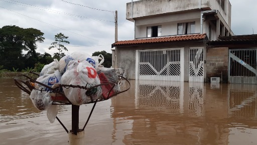 Monte Mor ainda tem 3 bairros alagados nesta segunda