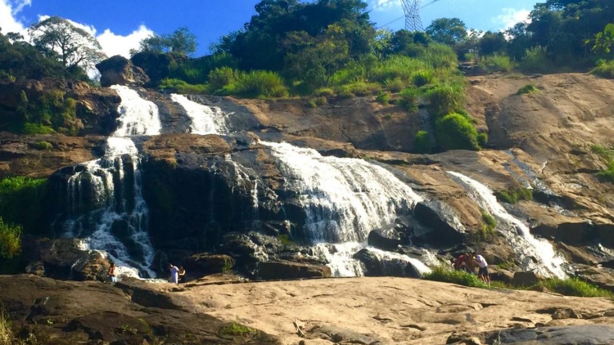 Comércio de cidades de balneário celebram chegada do verão