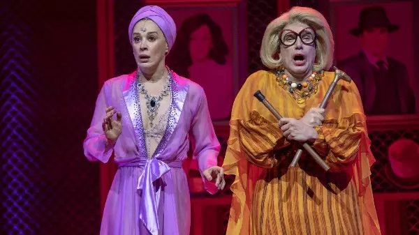 Claudia Raia e Jarbas Homem de Mello apresentam musical em Ribeirão