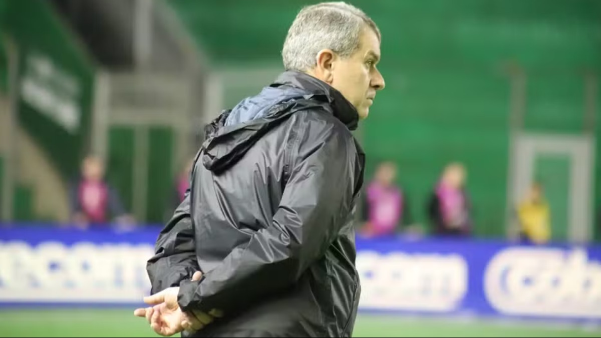 Tencati inicia trabalho no Botafogo, mas clube perde Kevin Ramírez para o Atlético-GO