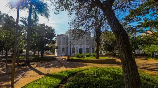 Praça Pedro de Toledo recebe a Feira Gira no sábado (07)